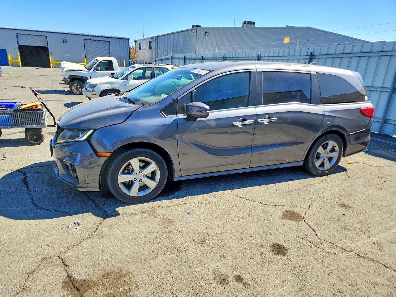 2018 HONDA ODYSSEY EXL | 5FNRL6H7XJB050443 | UPCARS