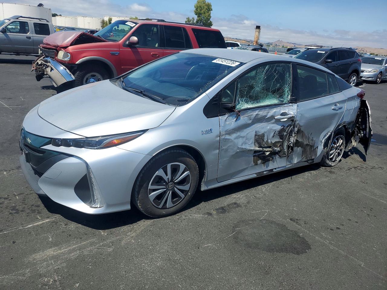 2017 TOYOTA PRIUS PREMIUM | JTDKARFP3H3029727 | UPCARS