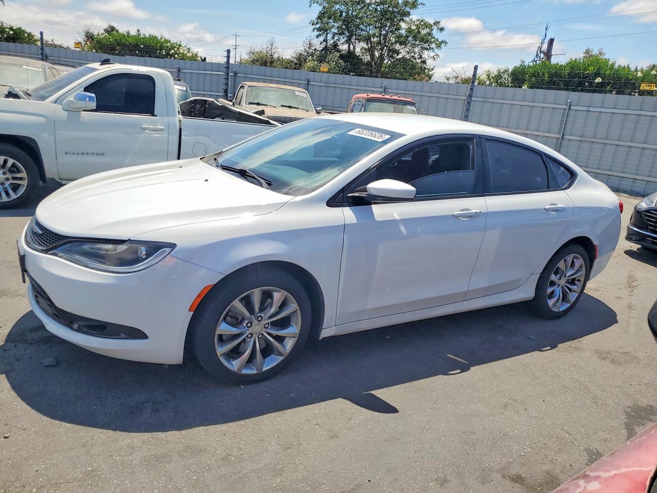2015 CHRYSLER 200 S | 1C3CCCBG1FN627502 | UPCARS