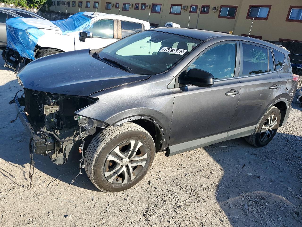 2018 TOYOTA RAV4 LE | 2T3ZFREV7JW411570 | UPCARS