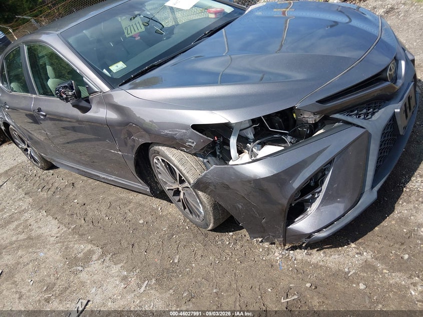 2018 TOYOTA CAMRY SE | 4T1B11HK9JU657919 | UPCARS