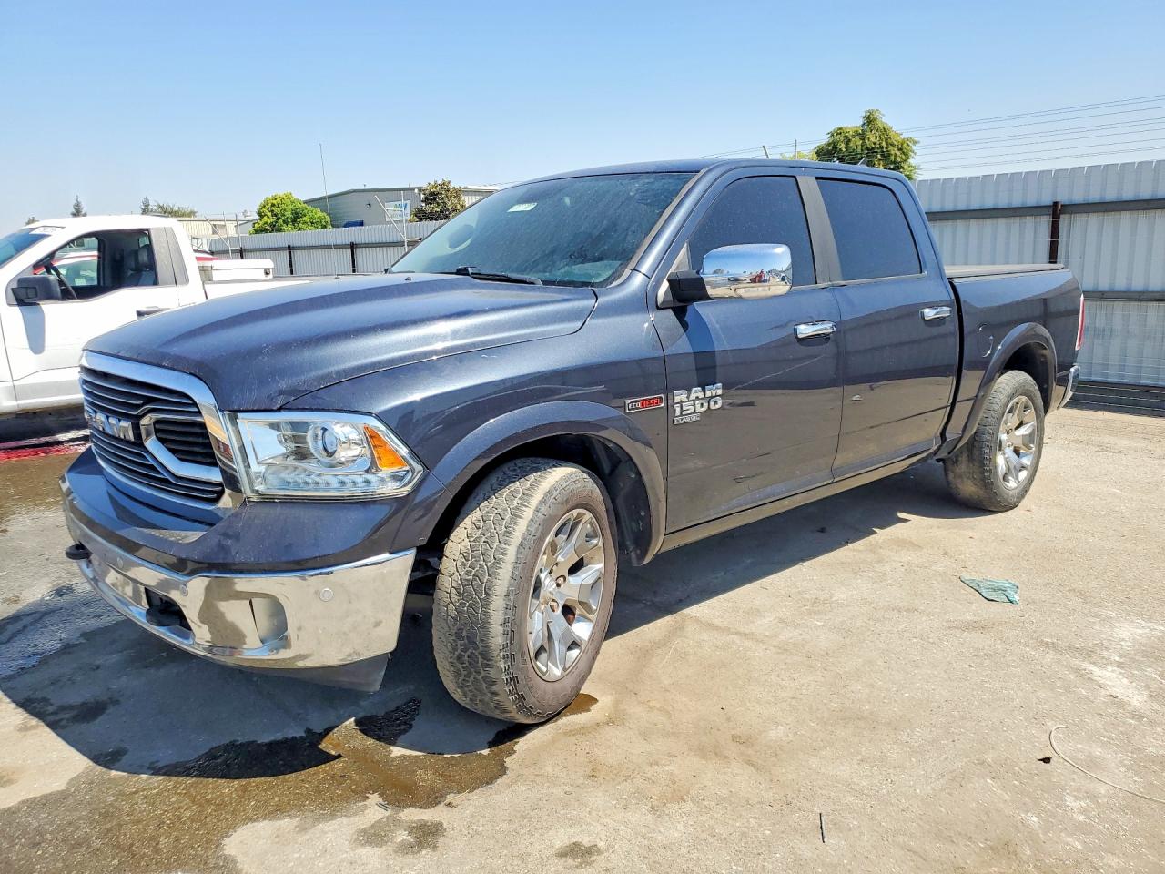2019 RAM 1500 LARAMIE | 1C6RR6NM4KS747711 | UPCARS
