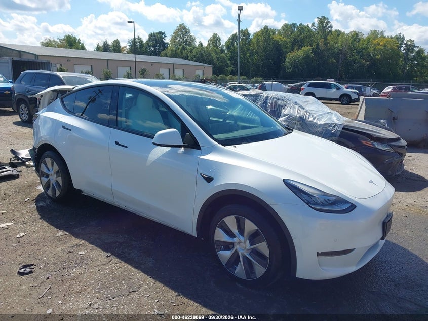 2022 TESLA MODEL Y LONG RANGE DUAL MOTOR ALL-WHEEL DRIVE | 7SAYGDEEXNF457386 | UPCARS