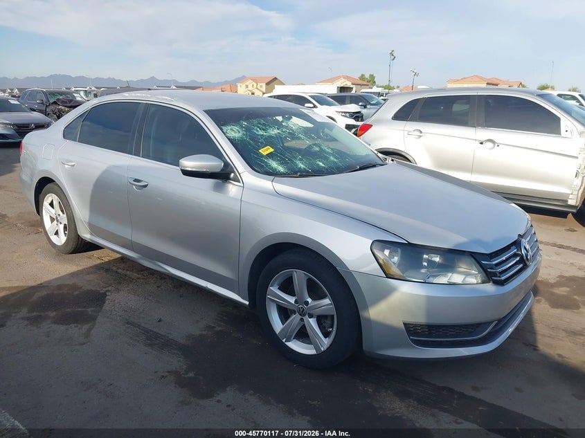 2015 VOLKSWAGEN PASSAT 1.8T SE | 1VWBT7A34FC033489 | UPCARS