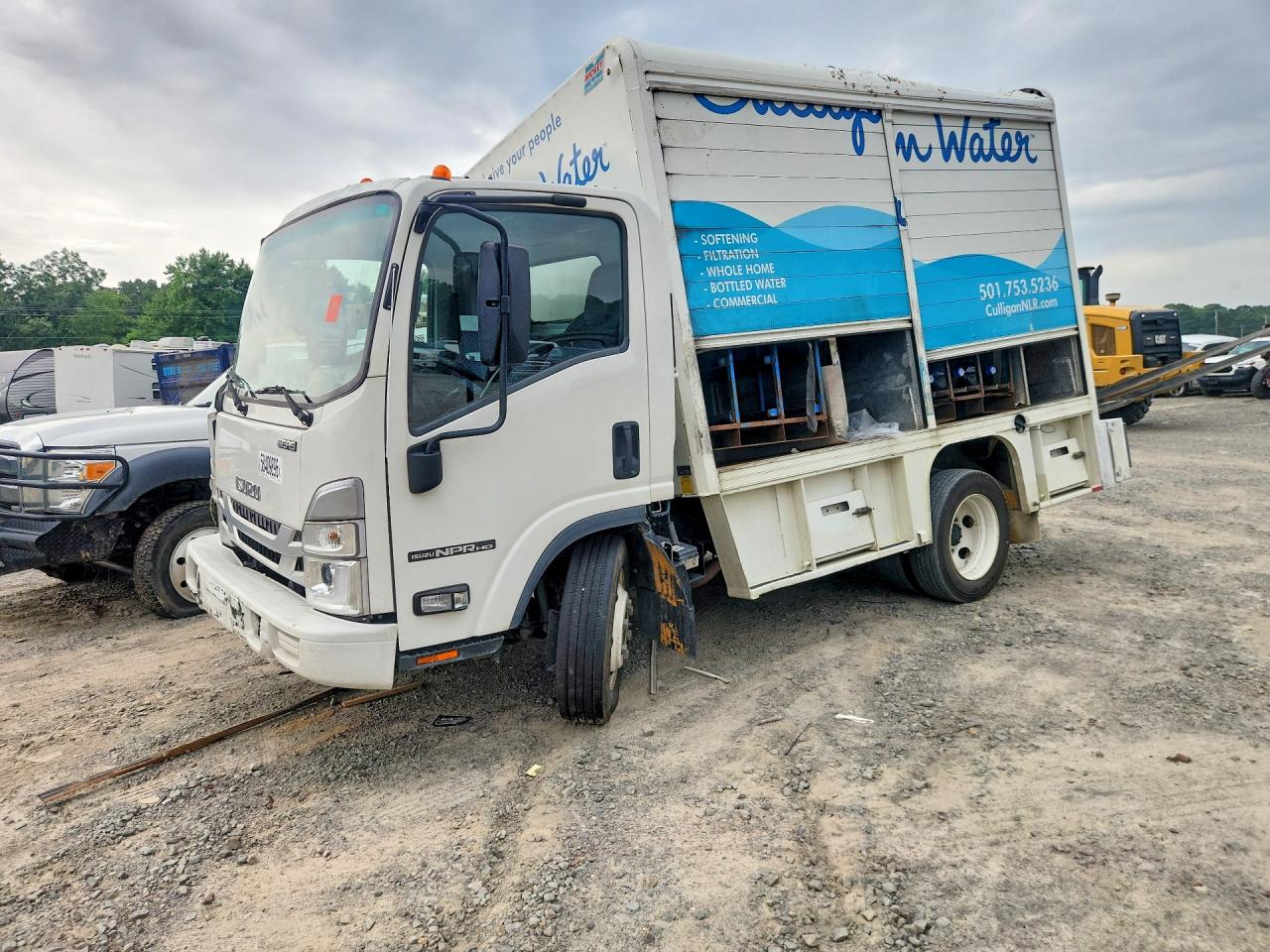 2024 ISUZU NPR BOX TRUCK | 54DC4W1D4RS205386 | UPCARS