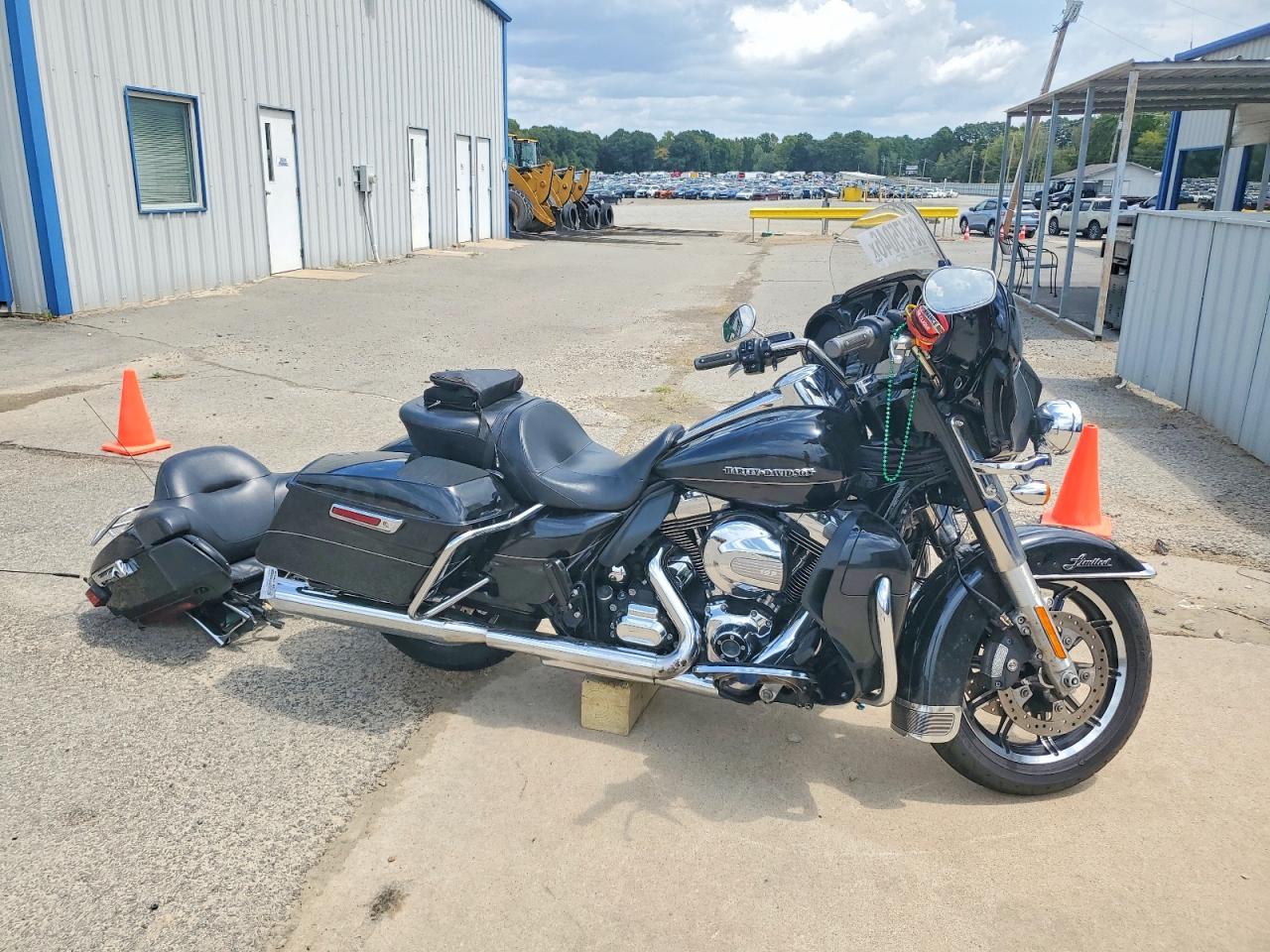 2016 HARLEY-DAVIDSON FL ULTRA LIMITED LOW | 1HD1KKL16GB674858 | UPCARS