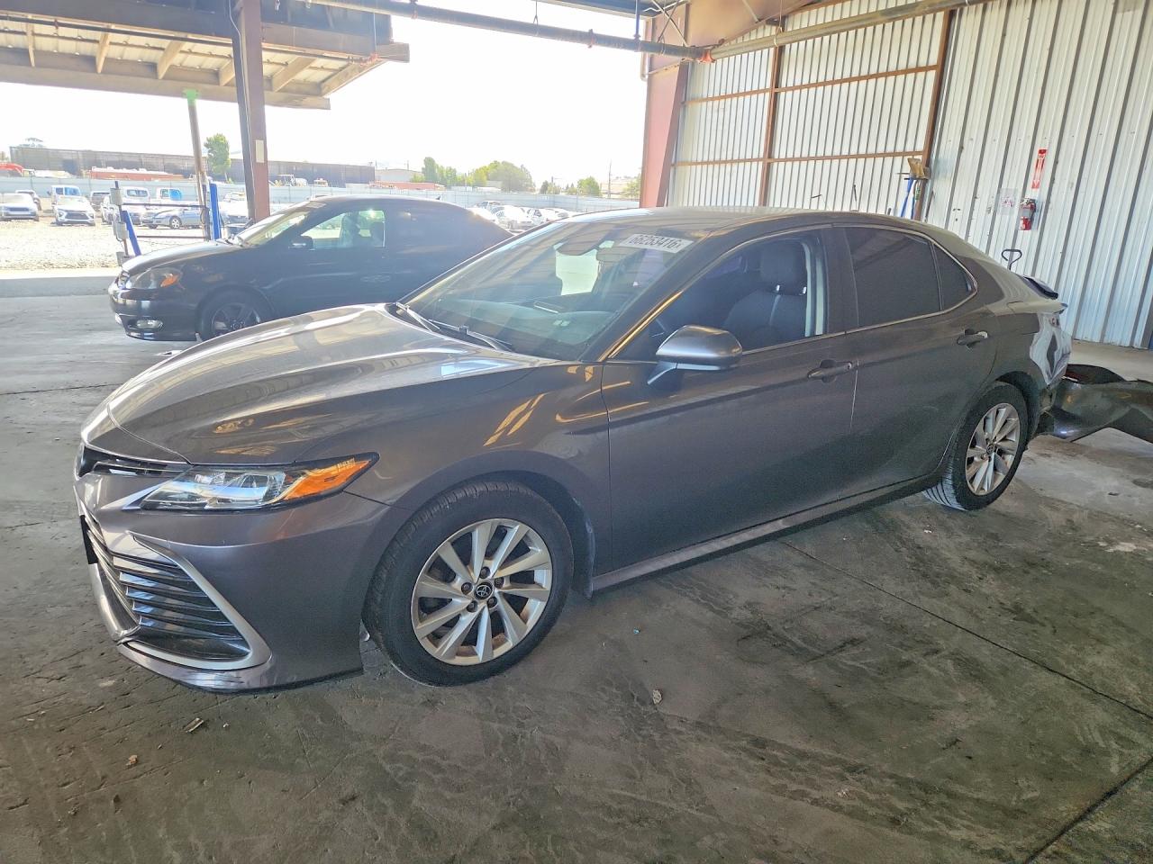 2022 TOYOTA CAMRY LE | 4T1C11AK4NU626808 | UPCARS