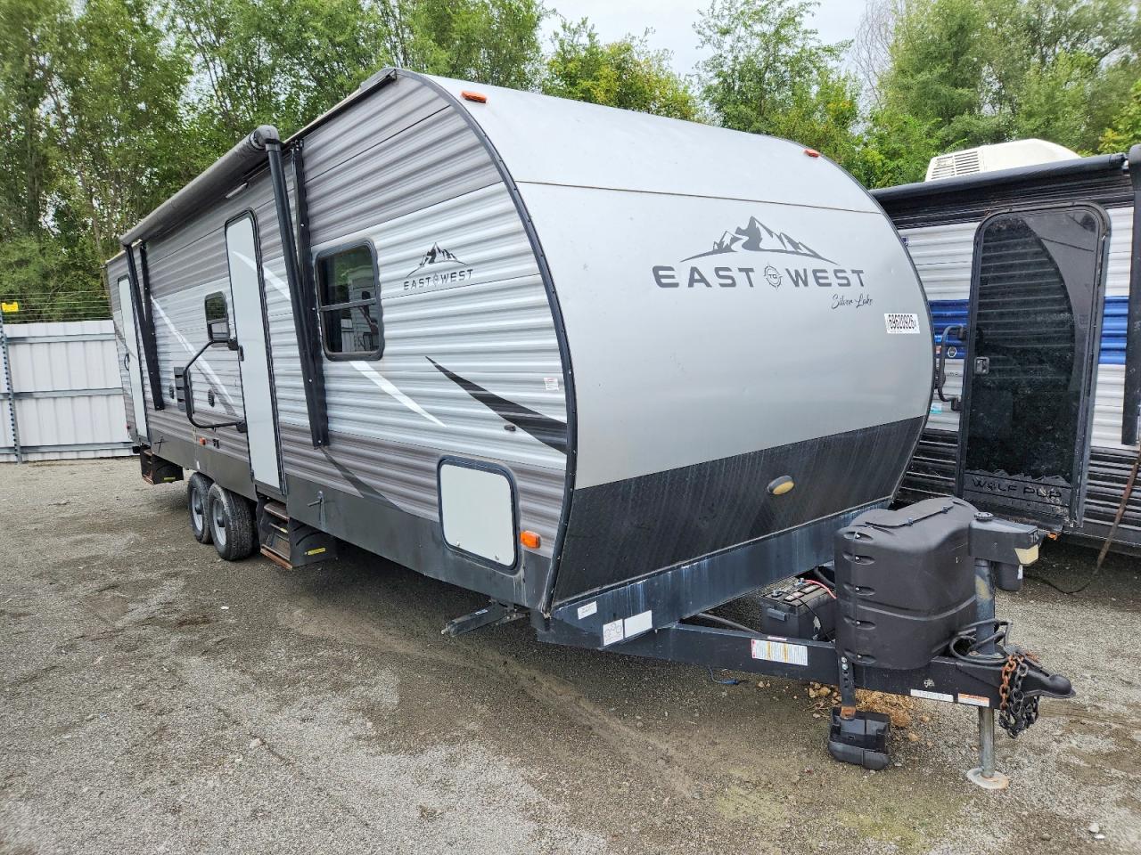 2020 FOREST RIVER EAST WEST CAMPER | 5ZT2SKSB2L9001808 | UPCARS