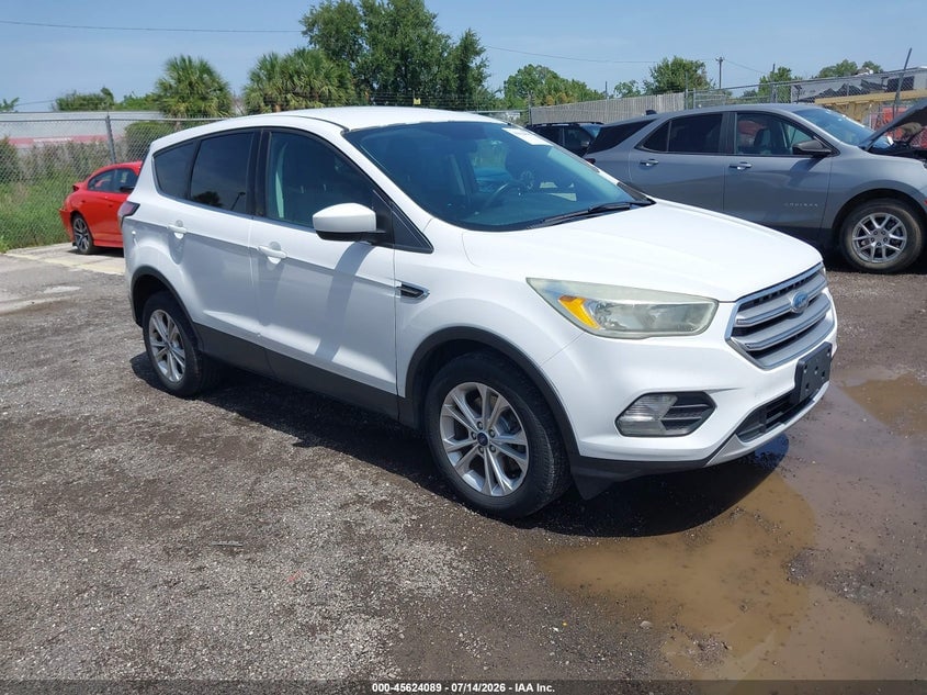 2017 FORD ESCAPE SE | 1FMCU9GD4HUD32358 | UPCARS