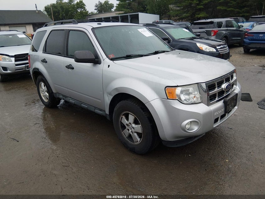 2010 FORD ESCAPE XLT | 1FMCU9DG8AKC81320 | UPCARS