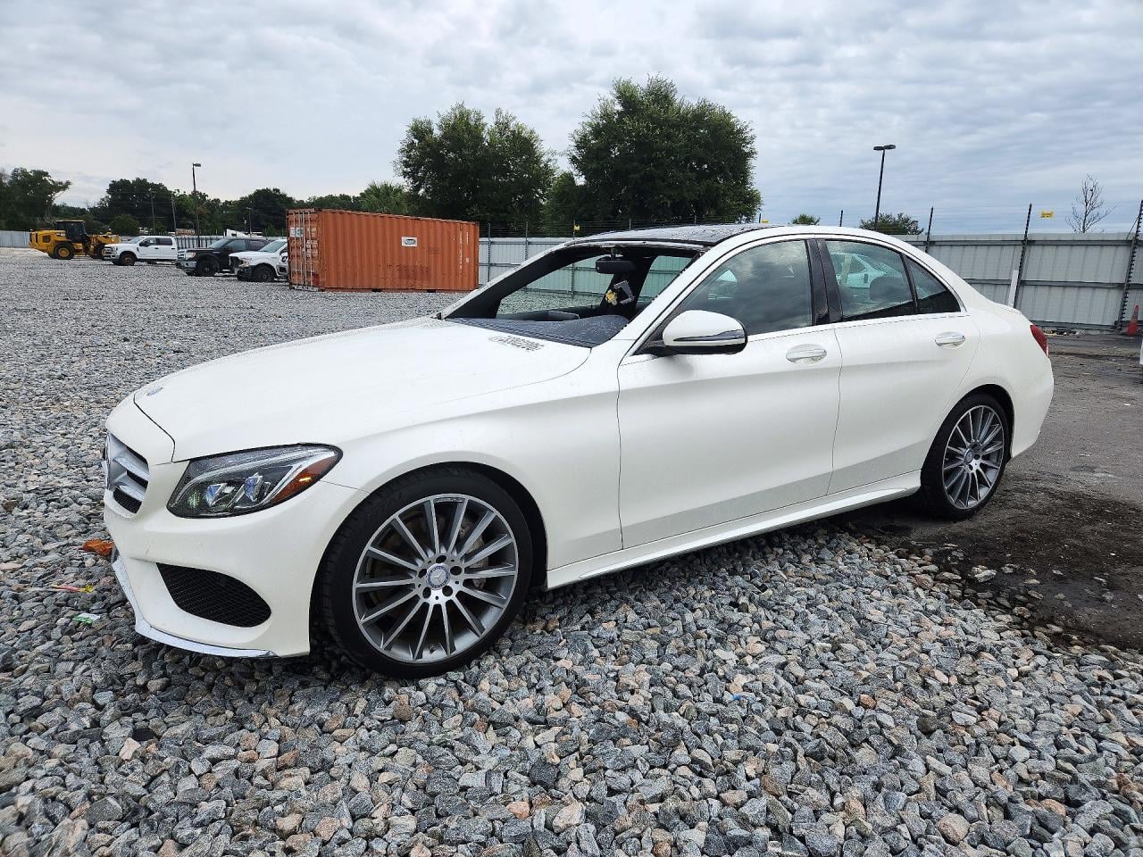2016 MERCEDES-BENZ C-CLASS 300 | 55SWF4JB5GU146906 | UPCARS