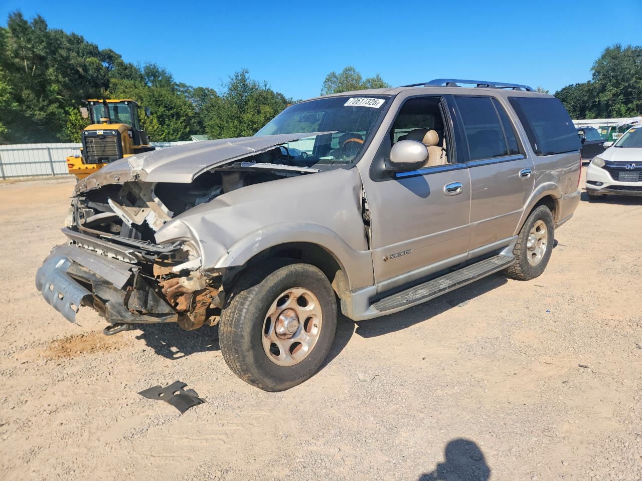 2000 LINCOLN NAVIGATOR | 5LMFU28A6YLJ26681 | UPCARS