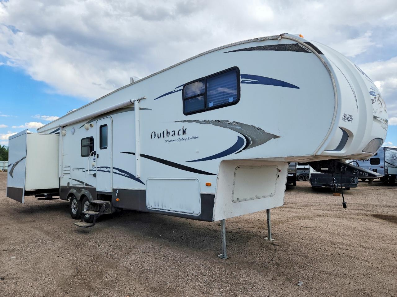 2010 KEYSTONE OUTBACK CAMPER | 4YDF32027AB630759 | UPCARS