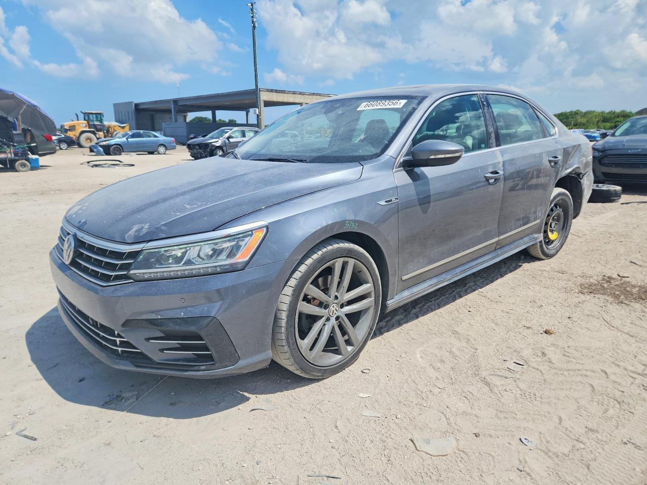 2019 VOLKSWAGEN PASSAT SE R-LINE | 1VWMA7A33KC005899 | UPCARS