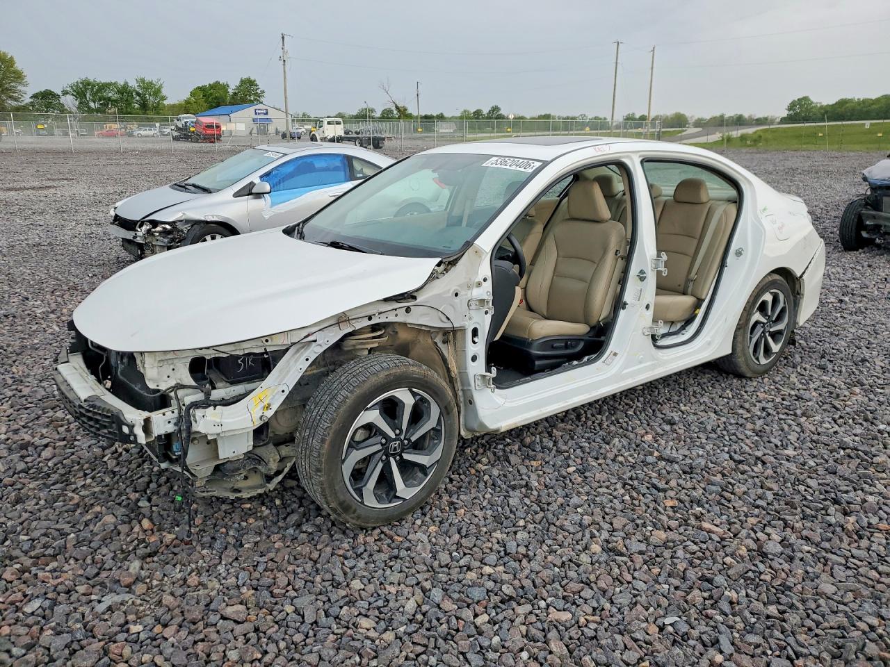 2016 HONDA ACCORD EXL | 1HGCR2F8XGA010911 | UPCARS