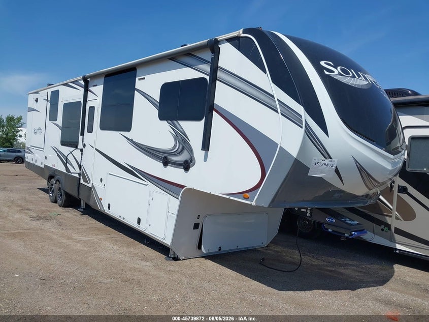 2021 WINNEBAGO SOLITUDE | 573FS4425MAA05858 | UPCARS