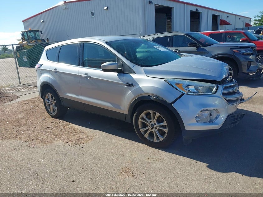 2017 FORD ESCAPE SE | 1FMCU9GD3HUE53222 | UPCARS