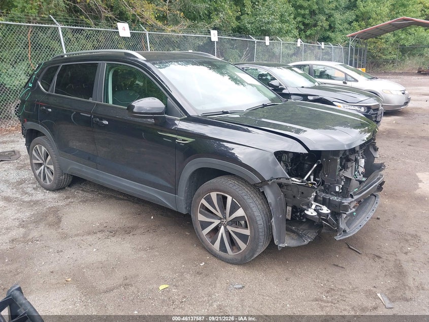 2024 VOLKSWAGEN TAOS 1.5T SE | 3VVSX7B20RM052607 | UPCARS
