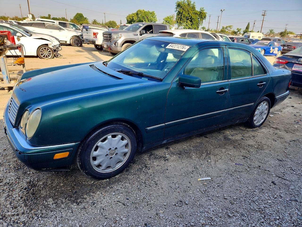 1996 MERCEDES-BENZ E-CLASS 320 | WDBJF55F2TJ019255 | UPCARS