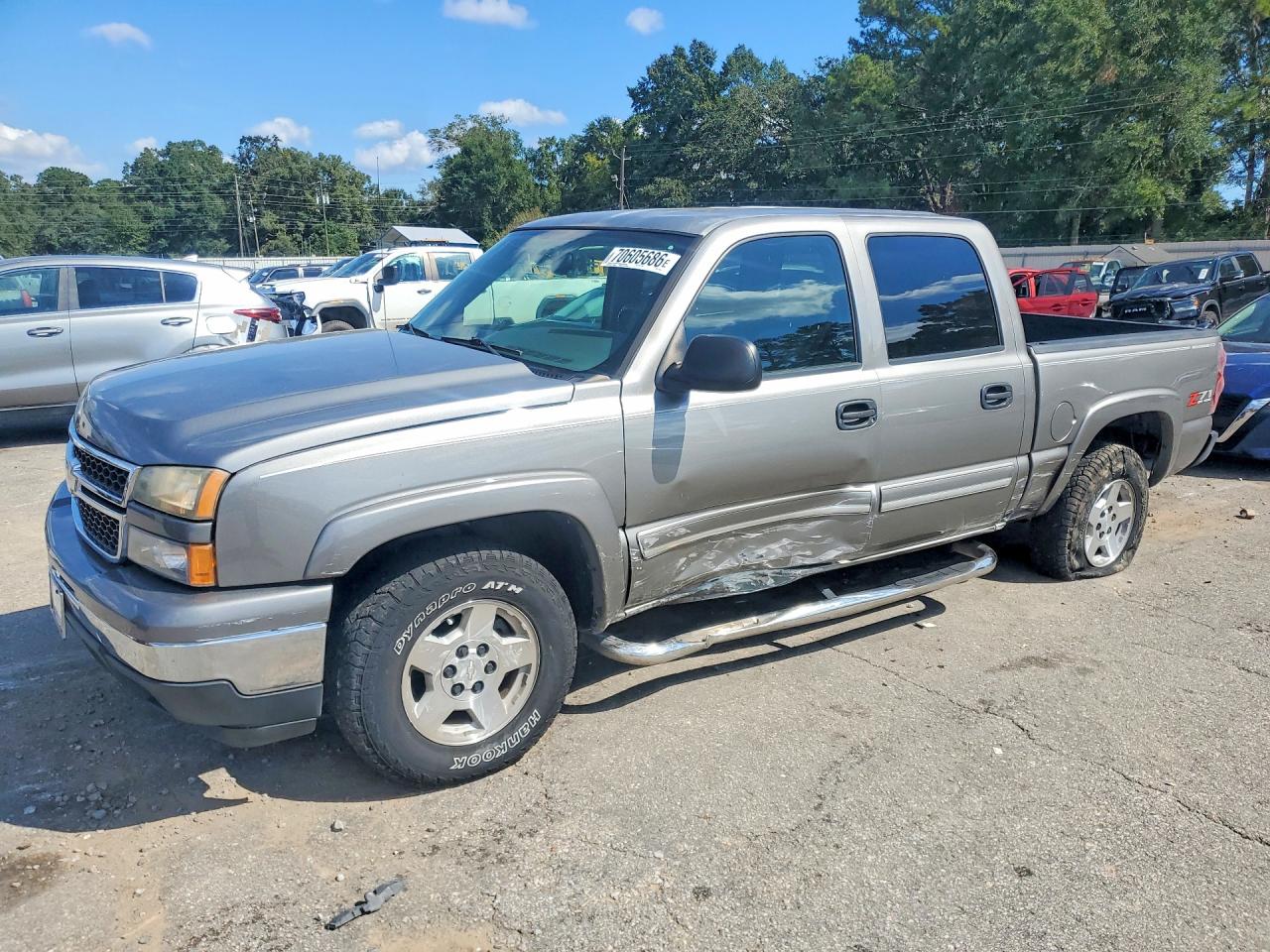 2006 CHEVROLET SILVERADO K1500 | 2GCEK13T061152109 | UPCARS