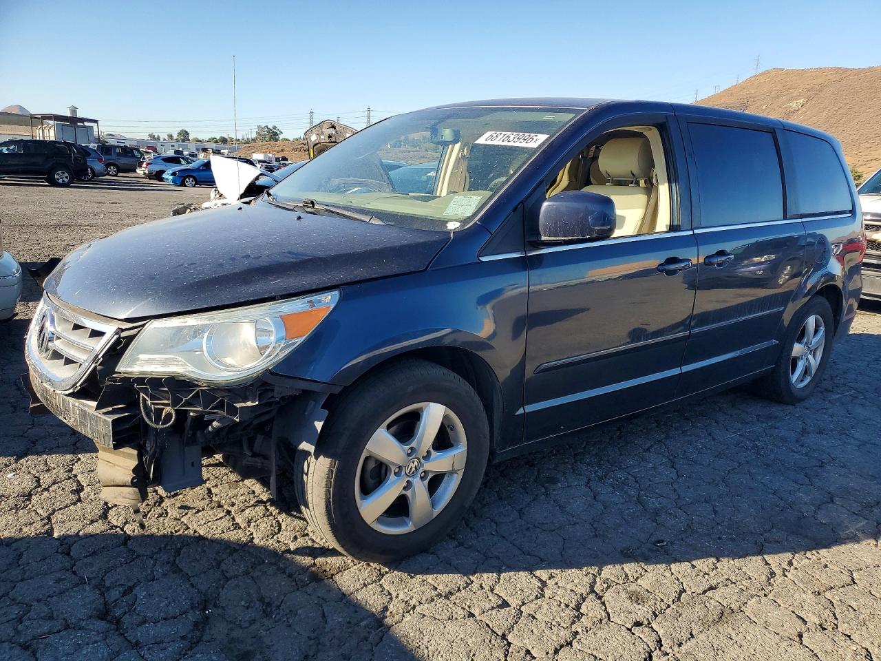 2009 VOLKSWAGEN ROUTAN SEL | 2V8HW54XX9R517934 | UPCARS