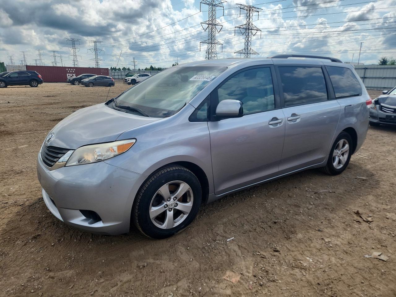 2011 TOYOTA SIENNA LE | 5TDKK3DCXBS019129 | UPCARS