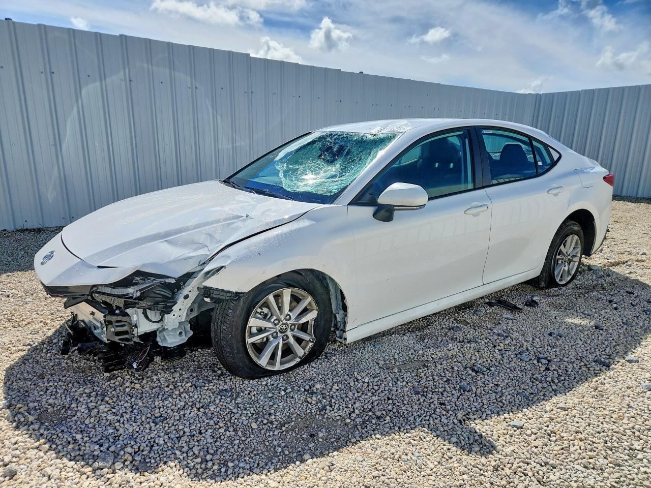 2026 TOYOTA CAMRY LE | 4T1DAACK2TU761235 | UPCARS