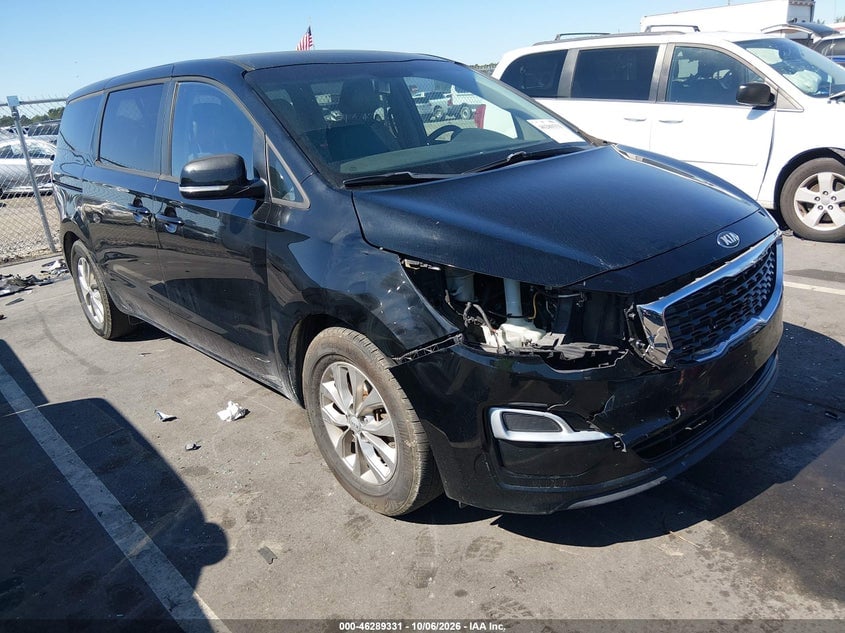 2019 KIA SEDONA LX | KNDMB5C1XK6526049 | UPCARS