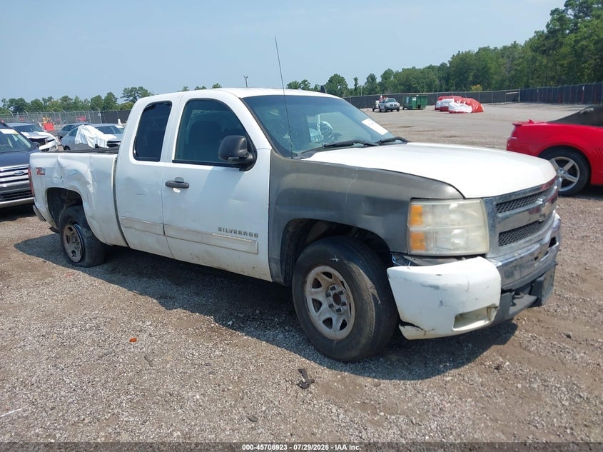 2011 CHEVROLET SILVERADO 1500 LT | 1GCRCSE02BZ290517 | UPCARS