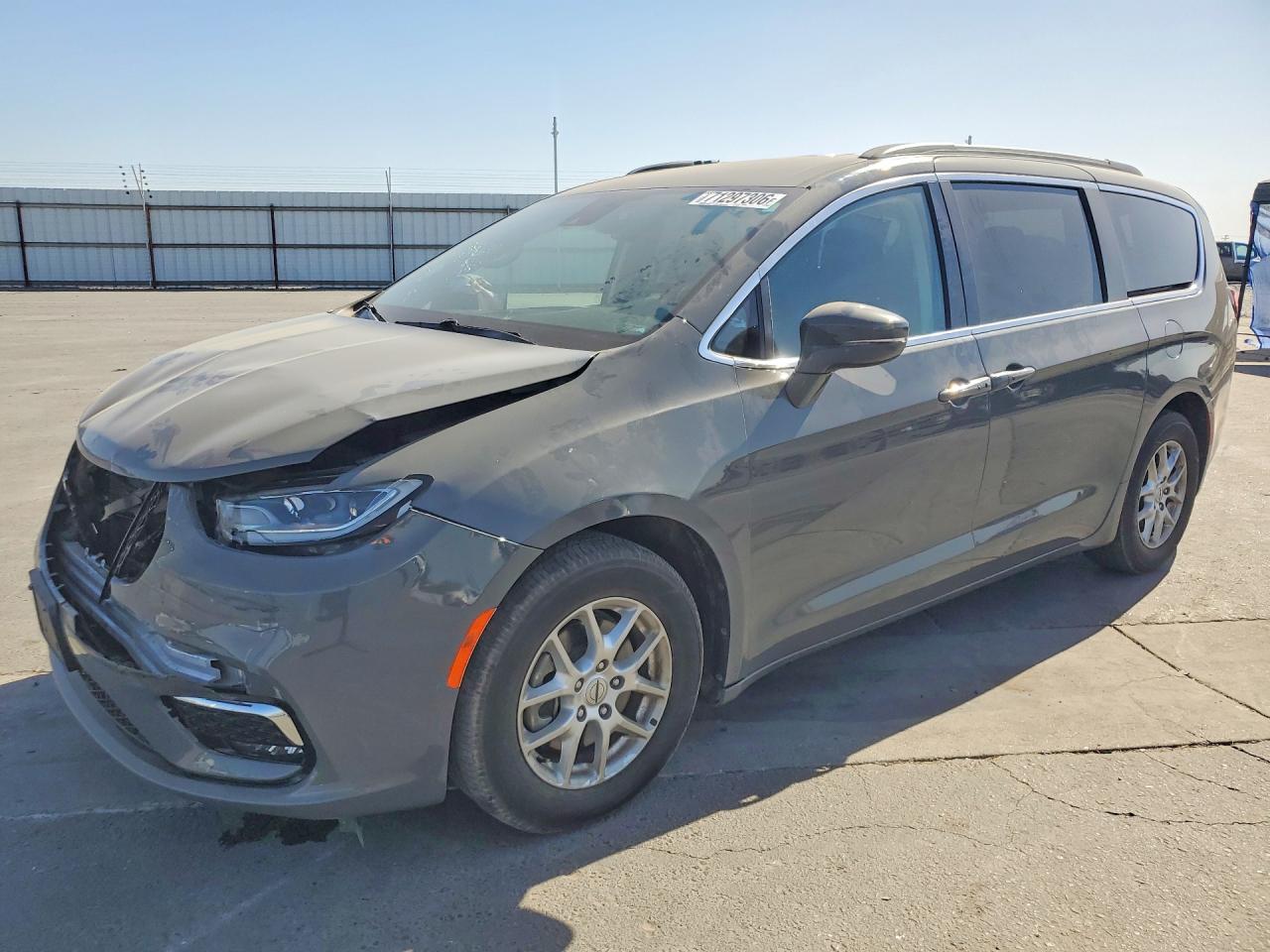 2022 CHRYSLER PACIFICA TOURING L | 2C4RC1BGXNR179305 | UPCARS