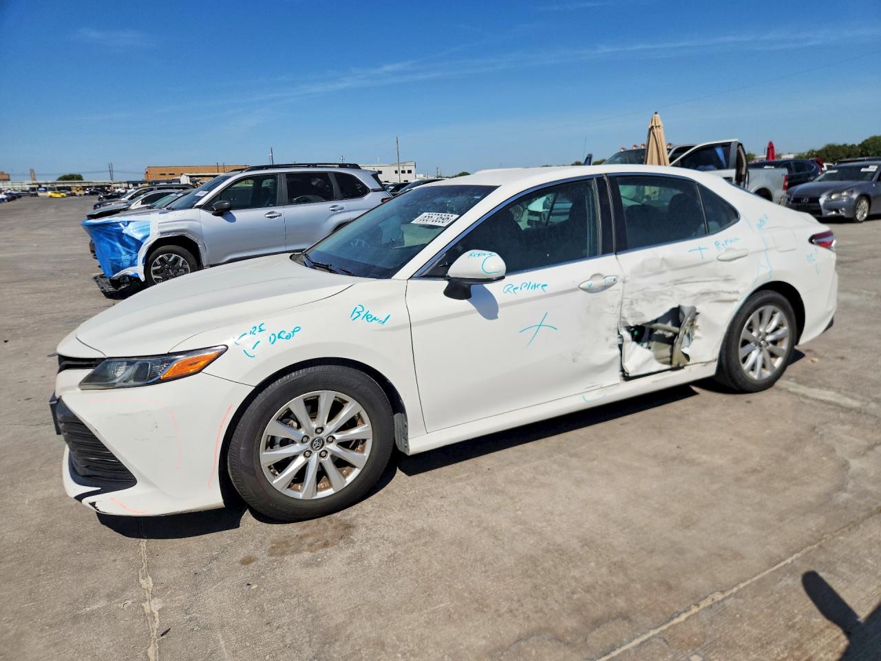 2018 TOYOTA CAMRY LE | 4T1B11HK5JU514465 | UPCARS
