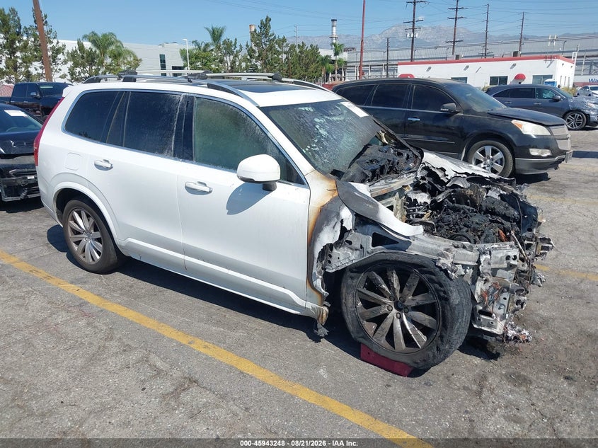 2016 VOLVO XC90 T6 MOMENTUM | YV4A22PKXG1018959 | UPCARS