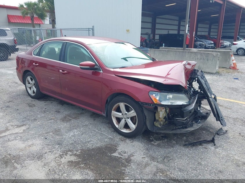 2015 VOLKSWAGEN PASSAT 1.8T SE | 1VWBS7A38FC019162 | UPCARS