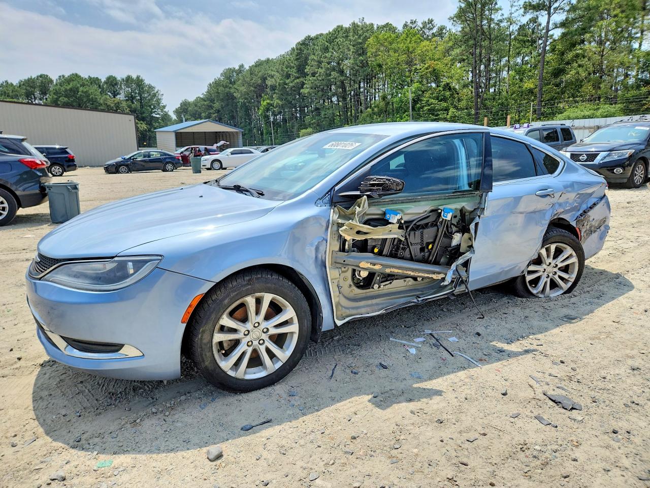 2015 CHRYSLER 200 LIMITED | 1C3CCCAB9FN737557 | UPCARS