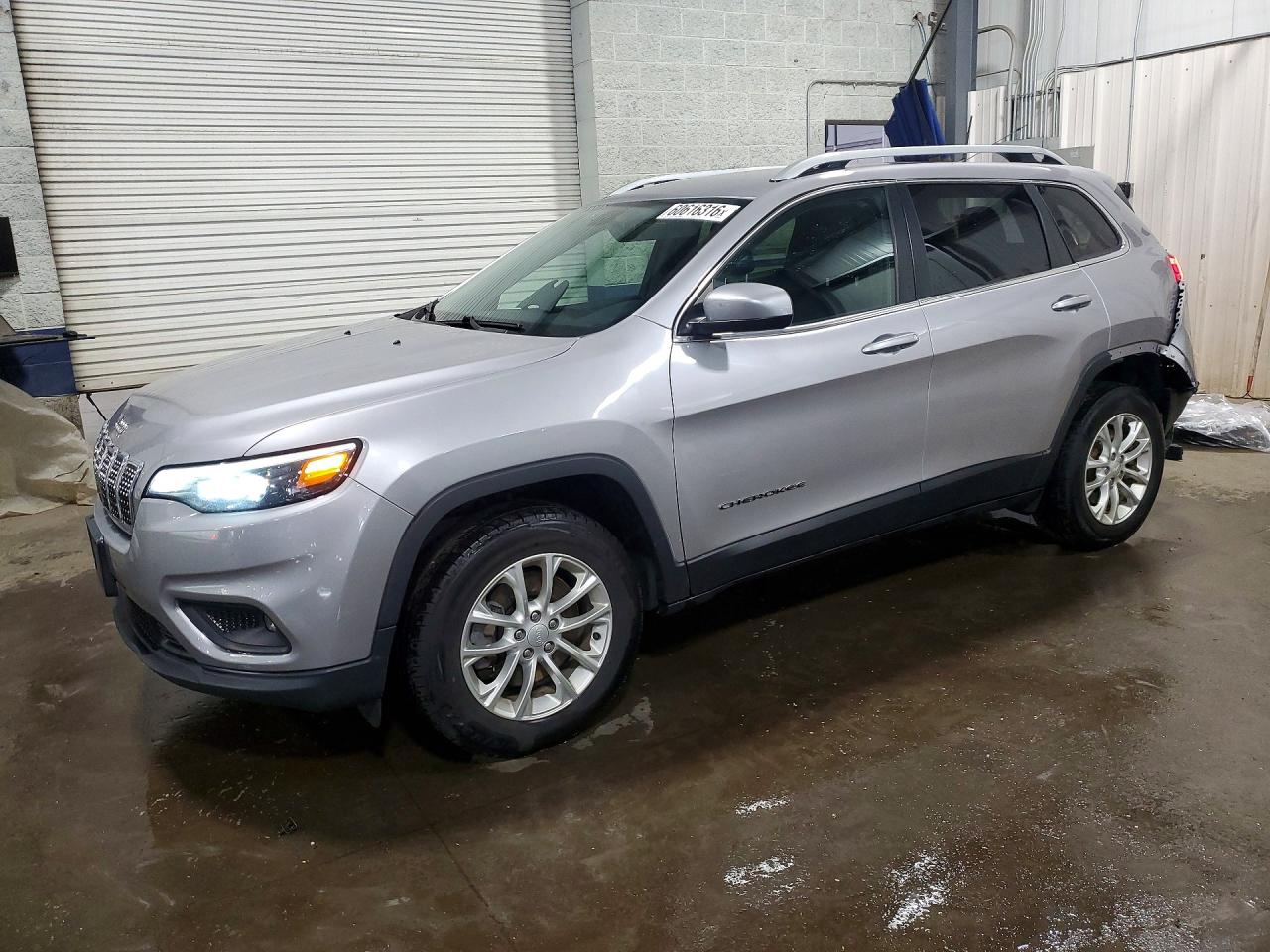 2019 JEEP CHEROKEE LATITUDE | 1C4PJMCX8KD270858 | UPCARS