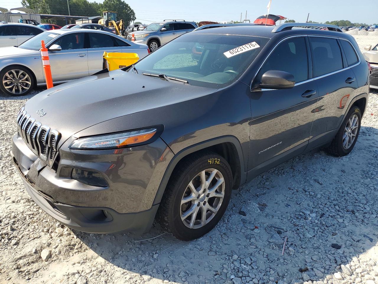 2017 JEEP CHEROKEE LATITUDE | 1C4PJLCB6HD232097 | UPCARS
