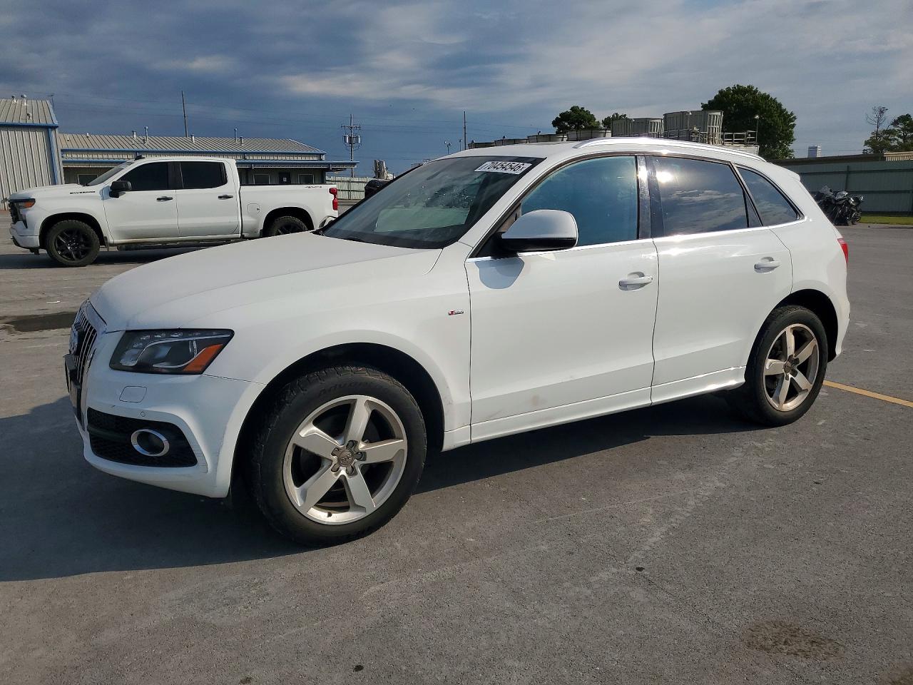 2011 AUDI Q5 PREMIUM PLUS | WA1DKBFP0BA041912 | UPCARS