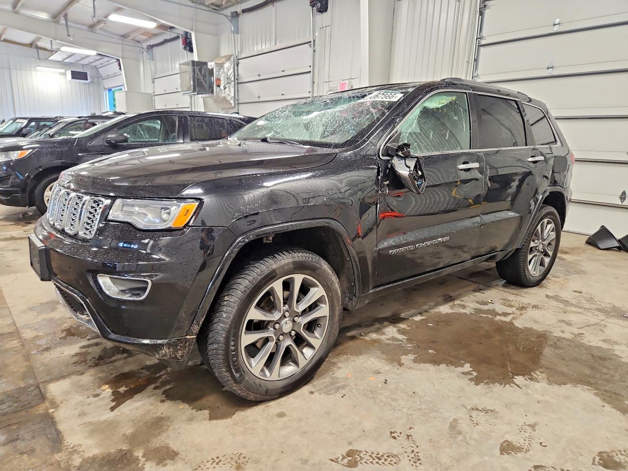 2017 JEEP CHEROKEE OVERLAND | 1C4RJFCG5HC641607 | UPCARS