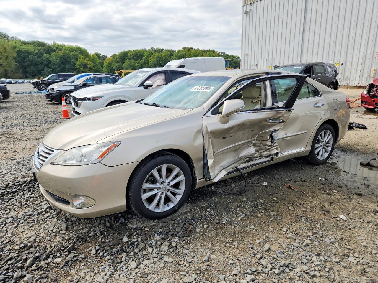 2011 LEXUS ES 350 | JTHBK1EGXB2443034 | UPCARS