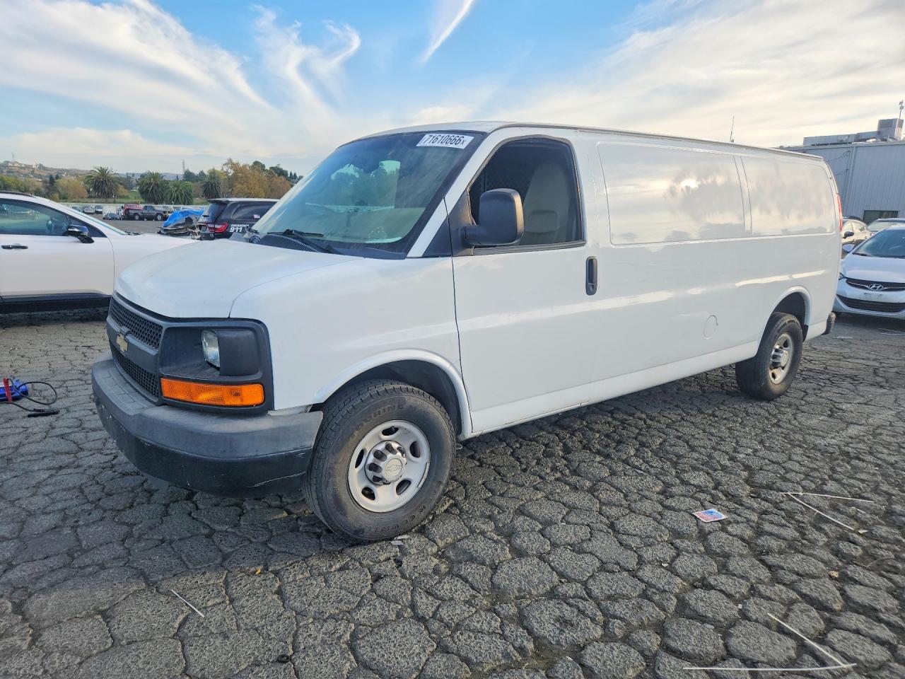 2015 CHEVROLET EXPRESS | 1GCWGGCFXF1164115 | UPCARS