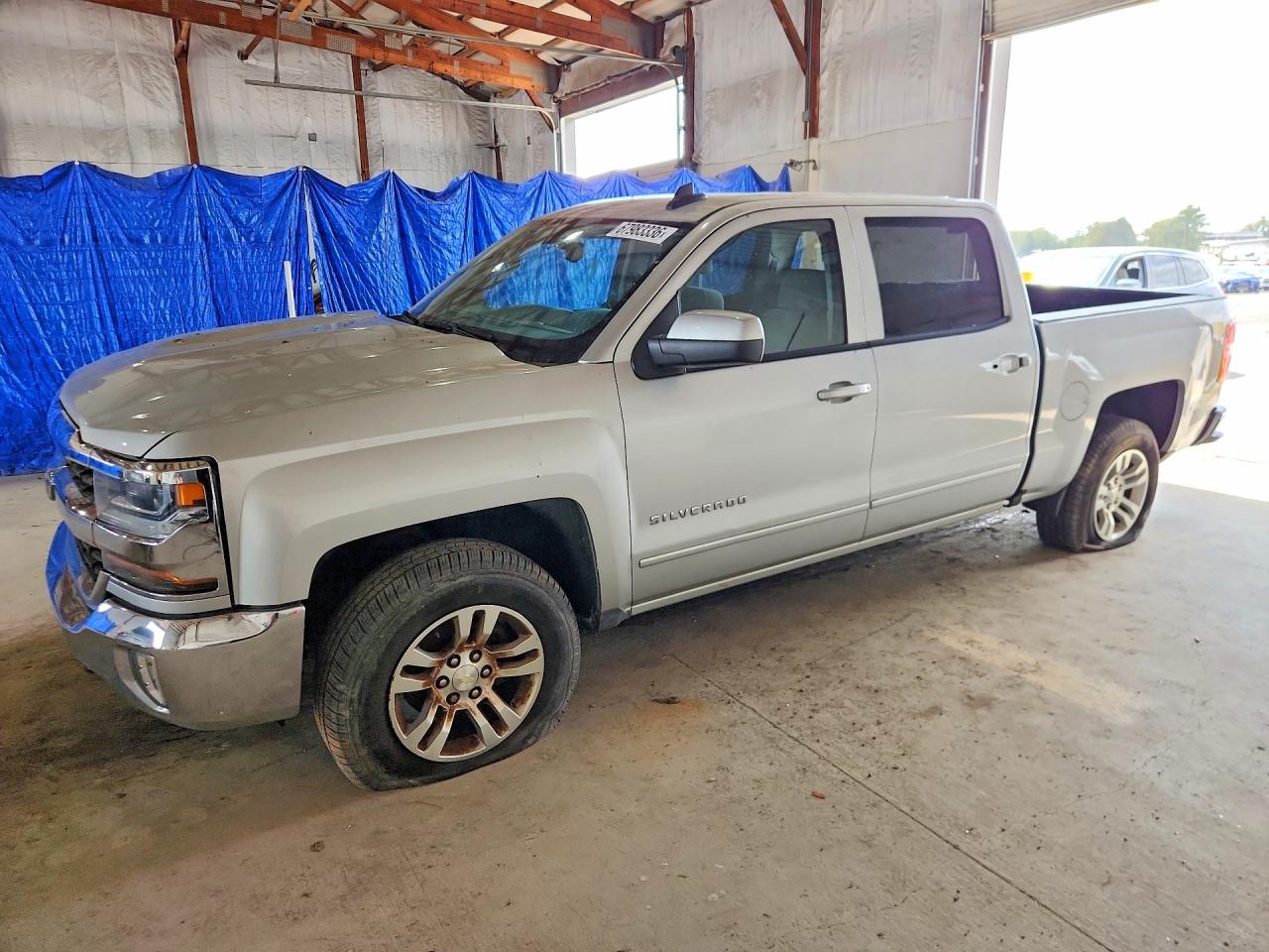 2017 CHEVROLET SILVERADO K1500 LT | 3GCUKREC8HG213708 | UPCARS