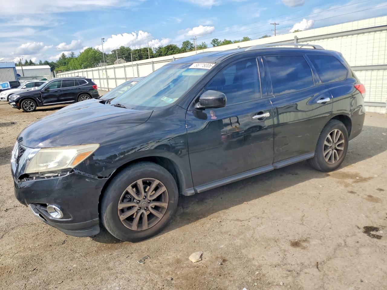 2016 NISSAN PATHFINDER SV | 5N1AR2MN1GC616290 | UPCARS