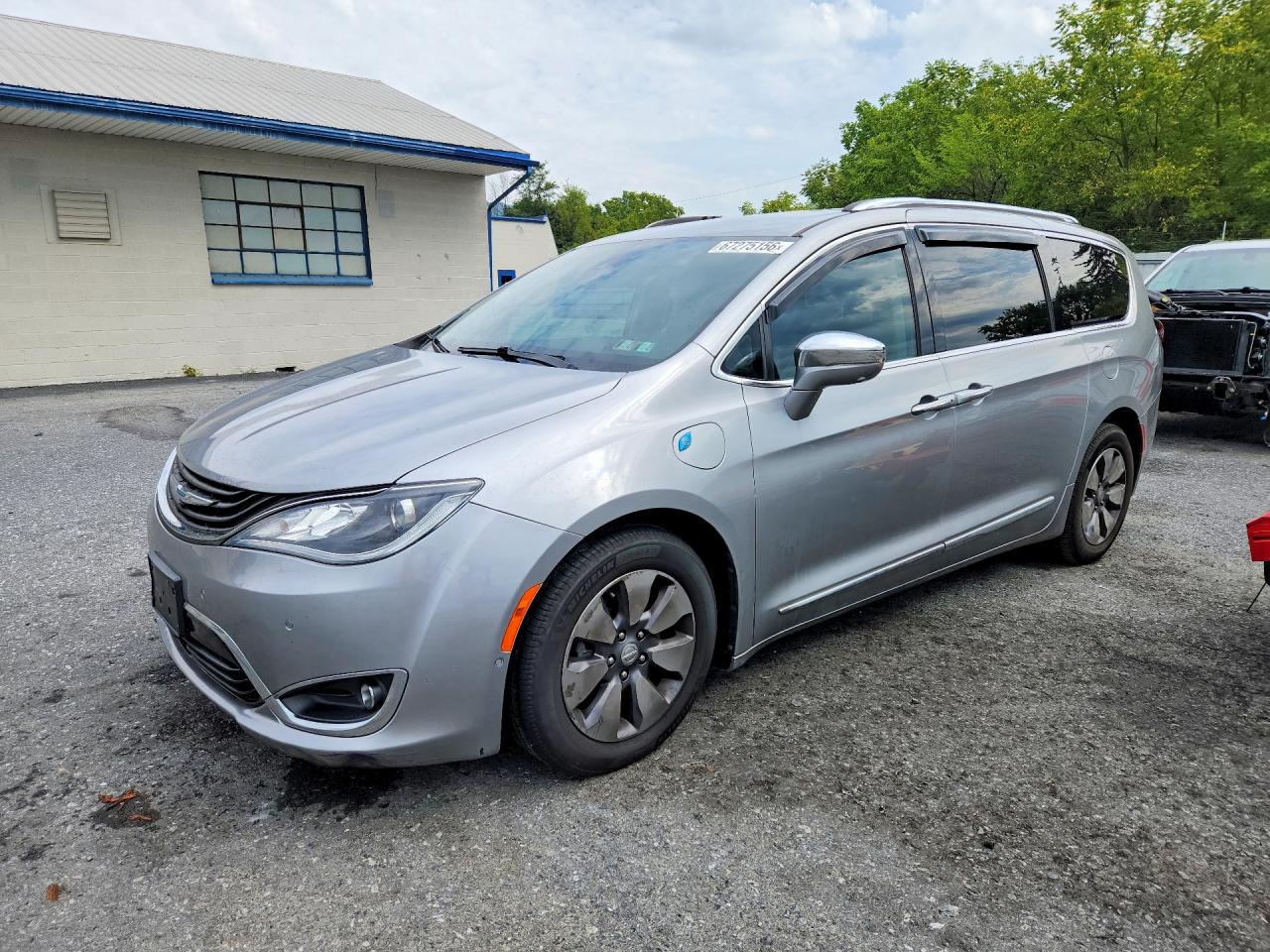 2018 CHRYSLER PACIFICA HYBRID LIMITED | 2C4RC1N70JR109642 | UPCARS