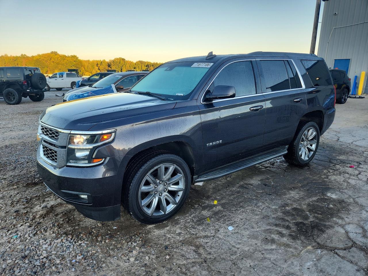 2017 CHEVROLET TAHOE C1500 LT | 1GNSCBKC8HR381968 | UPCARS