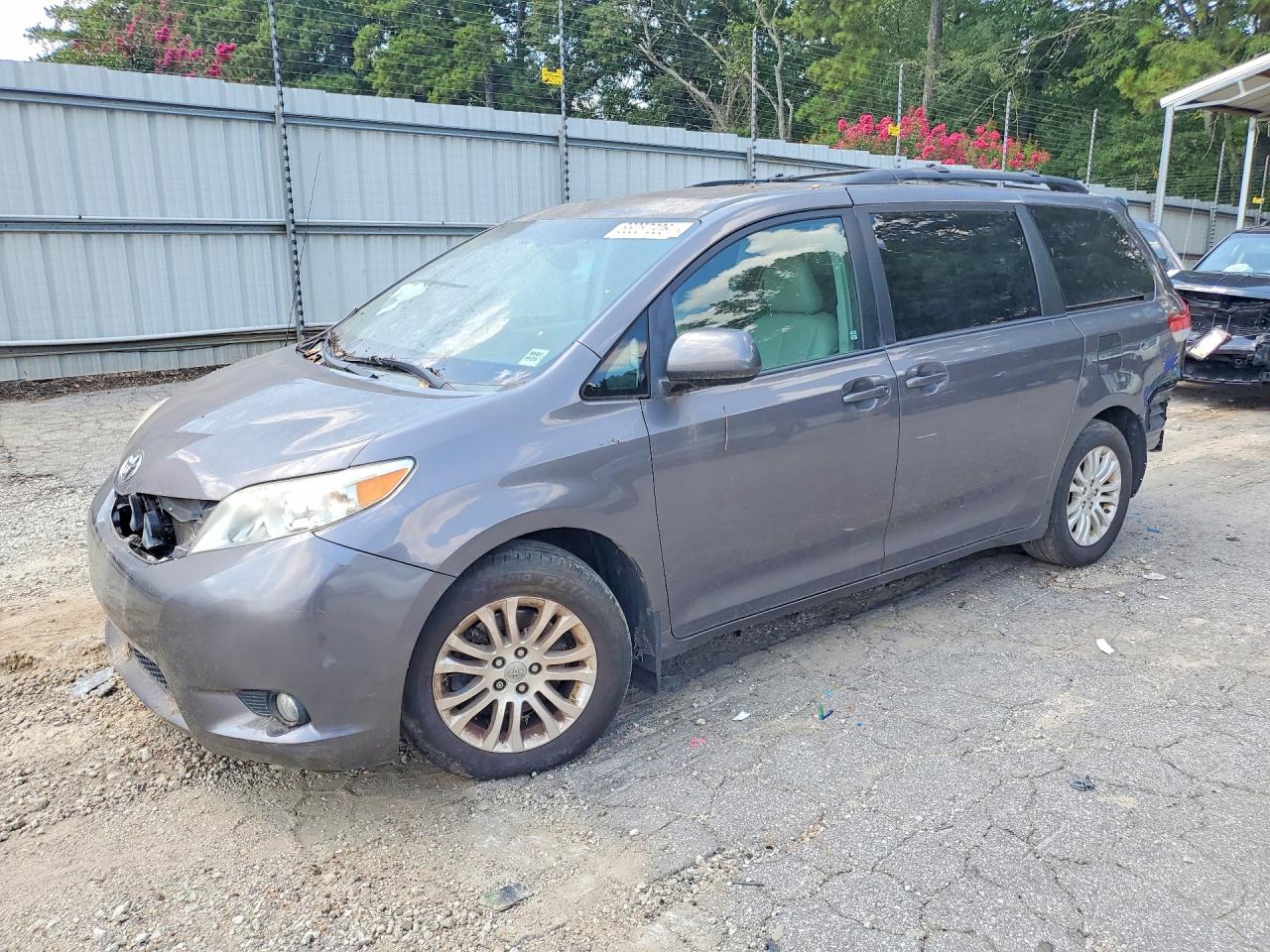 2014 TOYOTA SIENNA XLE 8-PASSENGER | 5TDYK3DC0ES486882 | UPCARS