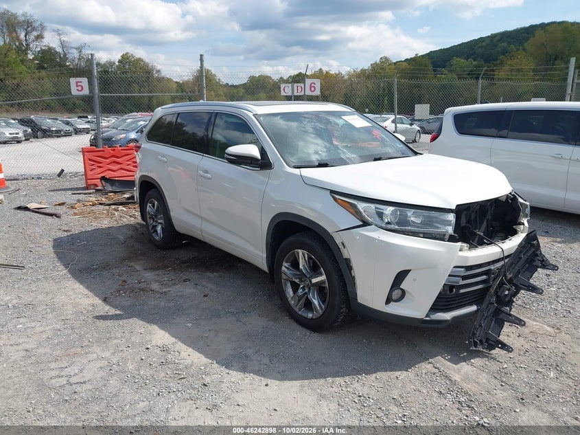 2018 TOYOTA HIGHLANDER LIMITED PLATINUM | 5TDDZRFH1JS491864 | UPCARS