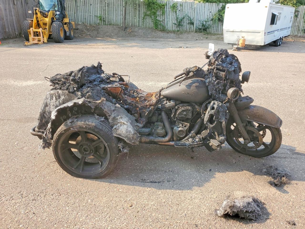 2022 HARLEY-DAVIDSON FL | 1HD1MAF19NB854378 | UPCARS