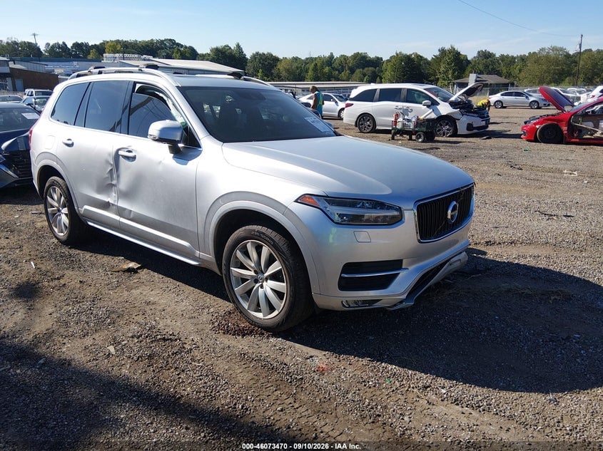 2017 VOLVO XC90 T6 MOMENTUM | YV4A22PK0H1105643 | UPCARS
