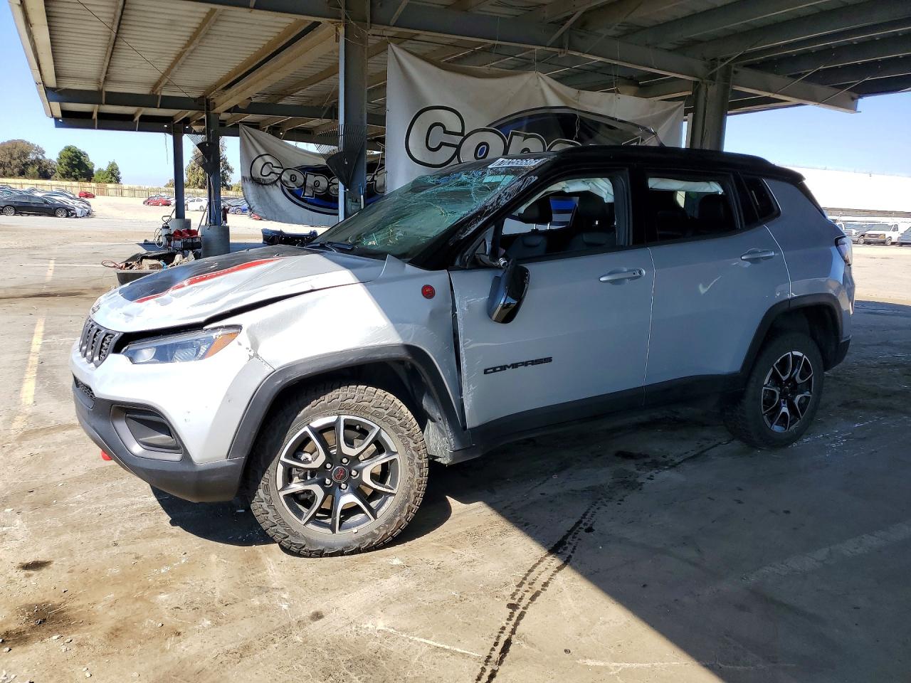 2025 JEEP COMPASS TRAILHAWK | 3C4NJDDN0ST570148 | UPCARS