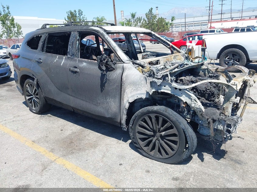 2022 TOYOTA HIGHLANDER XSE | 5TDJZRAH7NS090142 | UPCARS